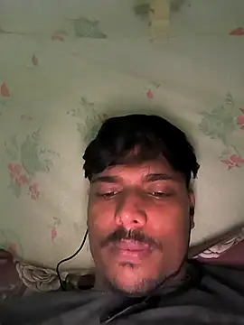 Snapshot of honestbbadboy chatting on 11.01.25 honestbbadboy online show from 11.01.25