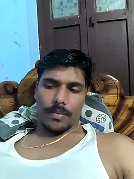 Snapshot of honestbbadboy chatting on 11.05.25 honestbbadboy online show from 11.05.25