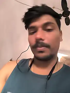 Snapshot of honestbbadboy chatting on 11.13.25 honestbbadboy online show from 11.13.25