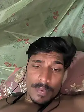 Snapshot of honestbbadboy chatting on 11.13.25 honestbbadboy online show from 11.13.25