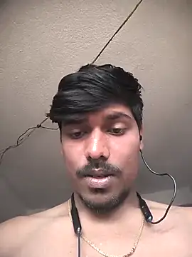 Snapshot of honestbbadboy chatting on 12.15.25 honestbbadboy online show from 12.15.25