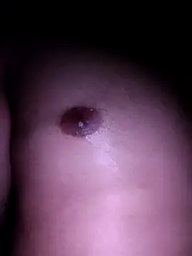 Elegant Guy online show from 10.04.25