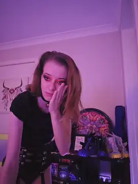 lonely Cosplay chick online show from 11.28.25