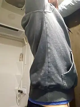 Snapshot of mcxxx87 chatting on 10.22.25 mcxxx87 online show from 10.22.25