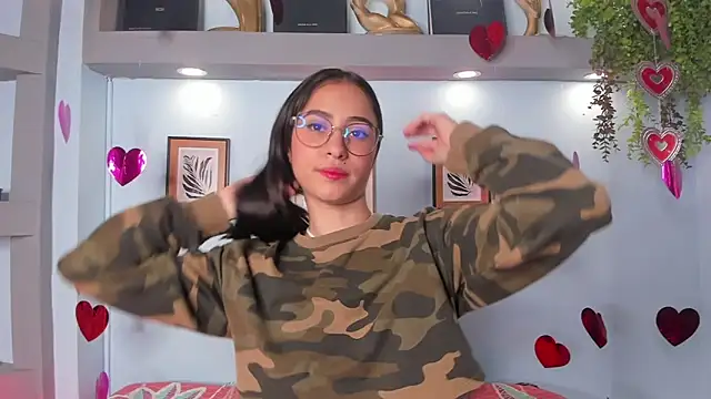 Snapshot of Alana_Martinez_ chatting on 02.18.26 Alana Martinez online show from 02.18.26