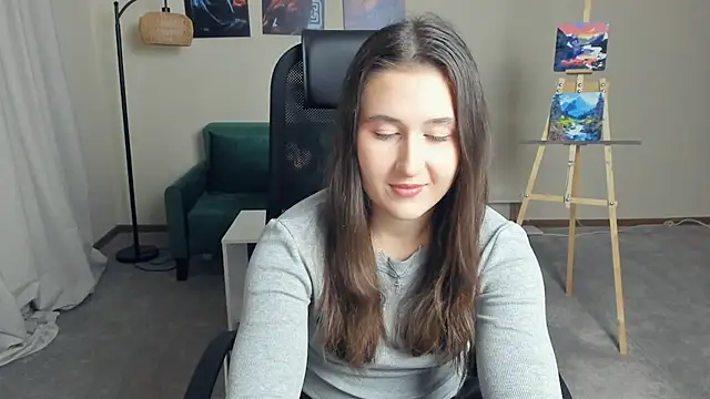 Snapshot of VitaAshe chatting on 10.13.25 VitaAshe online show from 10.13.25