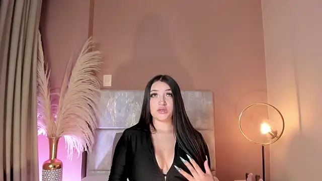 LilithEsme online show from 11.05.25