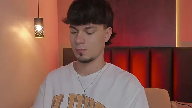 LiamThunder05  online show from 11.30.25