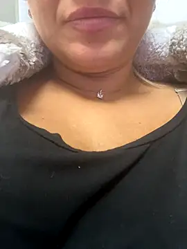 Daiana Andra online show from 10.19.25