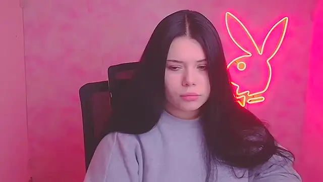 Mona Esty online show from 11.07.25