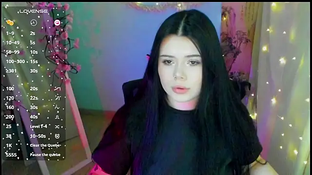 Snapshot of Mona_Esty chatting on 06.20.26 Mona Esty online show from 06.20.26