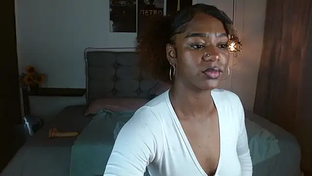 samara roxx online show from 10.24.25