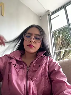 mara swan  online show from 02.14.26