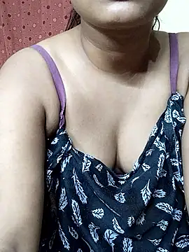 Snapshot of Aditi1996 chatting on 11.08.25 Aditi1996 online show from 11.08.25