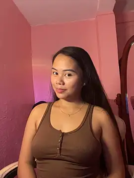 Snapshot of Funtasee_Andi chatting on 05.28.26 Funtasee Andi online show from 05.28.26