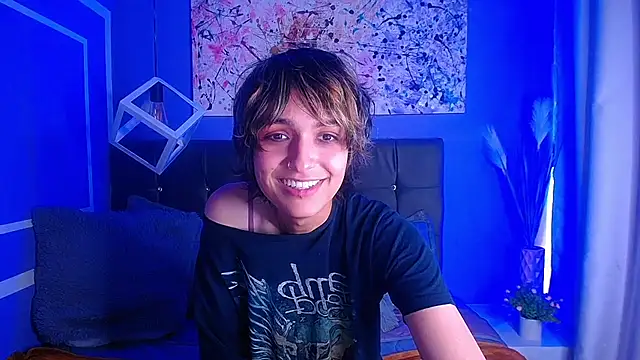 noellee   online show from 10.06.25