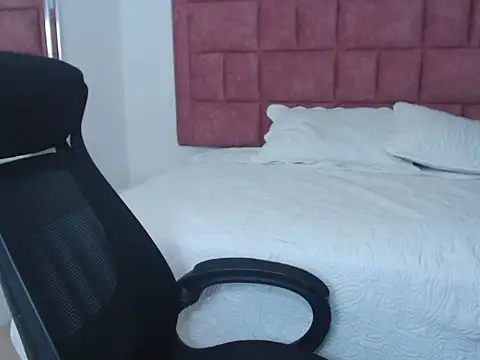 sweetsubmisaxox online show from 11.29.25