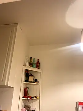 Snapshot of kellyklitta chatting on 10.05.25 kellyklitta online show from 10.05.25