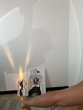 Snapshot of Qadeshoficial chatting on 10.25.25 Qadeshoficial online show from 10.25.25