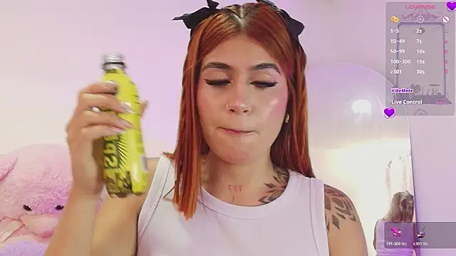 Snapshot of SoofiKiss chatting on 03.03.26 SoofiKiss online show from 03.03.26