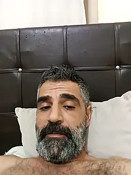 Snapshot of AliTaner07 chatting on 10.28.25 AliTaner07 online show from 10.28.25