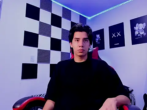 Snapshot of jeycobb chatting on 11.20.25 jeycobb online show from 11.20.25