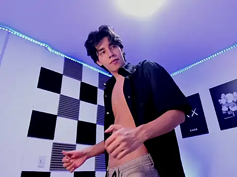 Snapshot of jeycobb chatting on 11.23.25 jeycobb online show from 11.23.25