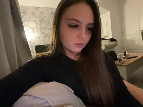 EllaStarrxxx online show from 11.03.25