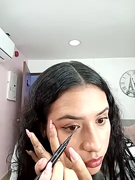 VictoriaVixxen online show from 10.13.25
