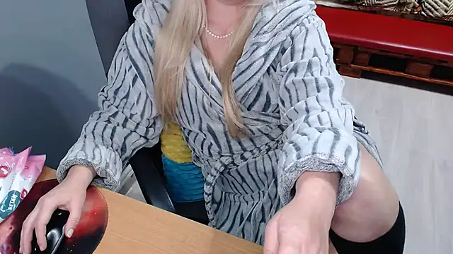 Ledi Catherin online show from 04.25.26