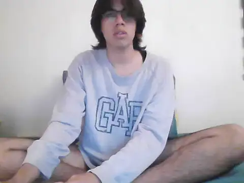 Sunny Pebble online show from 12.01.25