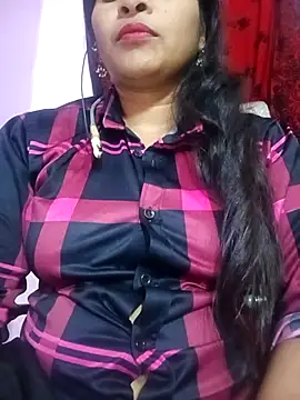 Snapshot of Priyanka_hot54 chatting on 10.07.25 Priyanka hot54 online show from 10.07.25