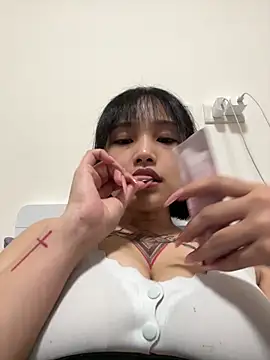 eee79bbb online show from 04.29.26