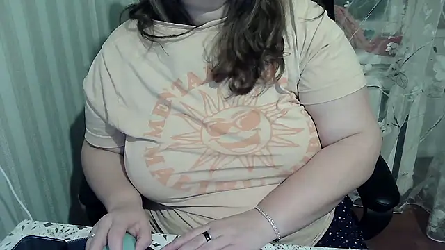 HarmonyKarera online show from 10.06.25