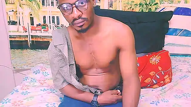 EbonyTiger69 online show from 04.17.26