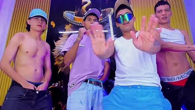 Play boys Hot2 online show from 11.15.25