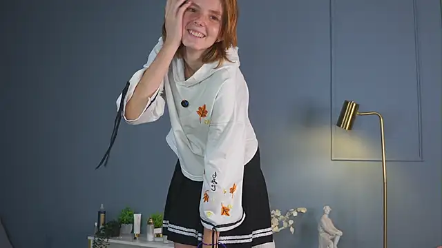 MonaScherman online show from 10.12.25