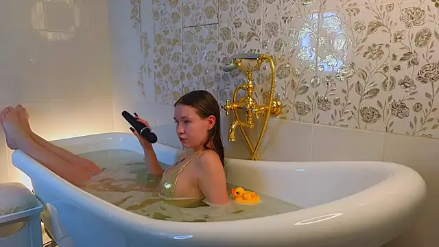 MarindaRuud online show from 12.03.25