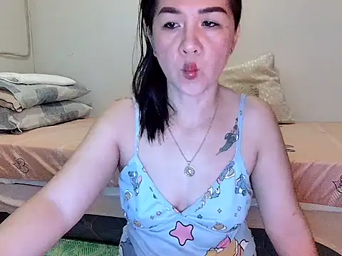 KissHott online show from 07.06.26