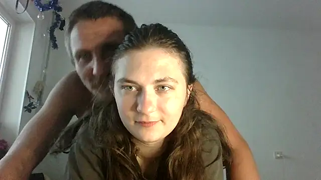Twolatte1520 online show from 06.12.26