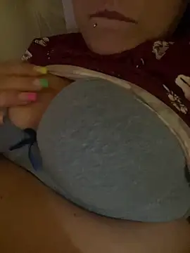 Snapshot of Bionda19 chatting on 11.09.25 Bionda19 online show from 11.09.25