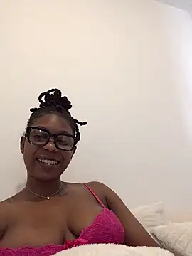 CurvyGoddessXxx online show from 10.05.25