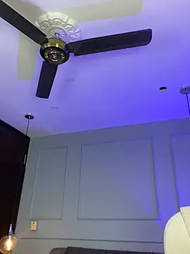 Rose monroee online show from 04.08.26