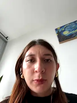 Snapshot of DaisyEmily chatting on 11.09.25 DaisyEmily online show from 11.09.25