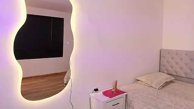 Angel cole   online show from 10.09.25
