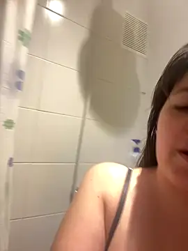 Anyhot latina online show from 10.20.25