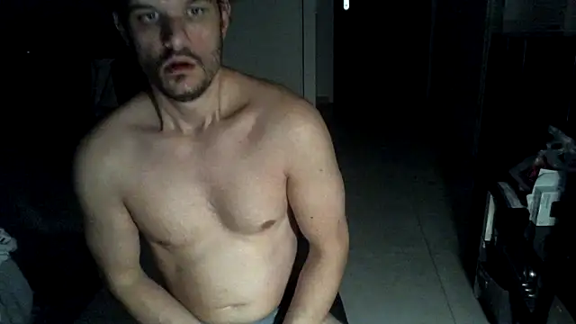 Snapshot of larbin22 chatting on 10.18.25 larbin22 online show from 10.18.25