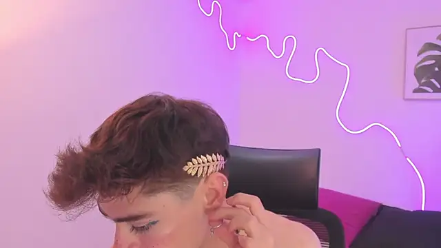 Sam Clark online show from 11.07.25