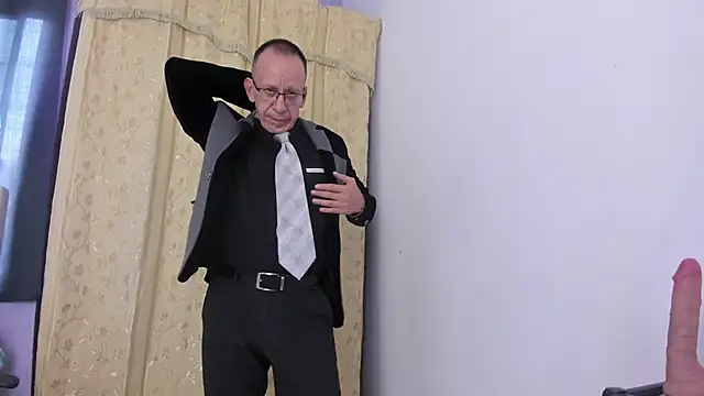  axelking  online show from 04.09.26