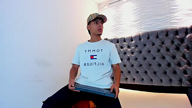 JACCOCK 4 online show from 11.04.25